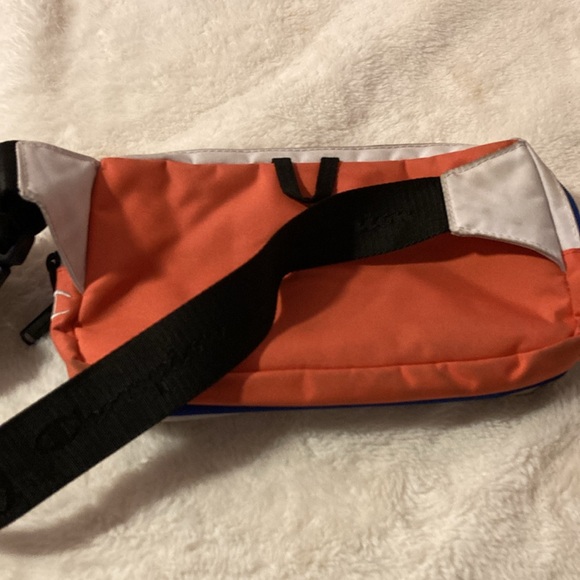 Champion Sling Shoulder Waist Fanny Pack Crossbody Bag Spellout Peach/Blue/White - Picture 5 of 6